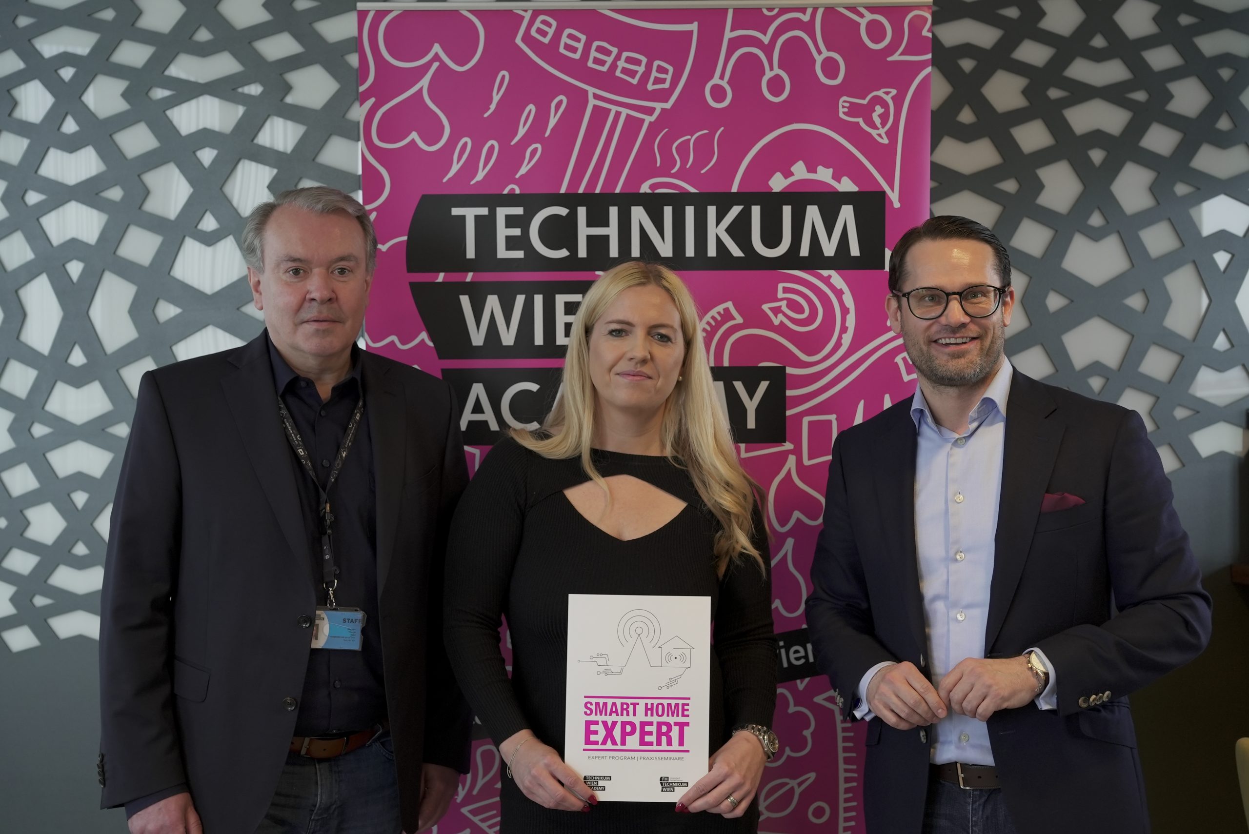 Smart Home Expert: Neue Praxisseminare an der Technikum Wien Academy